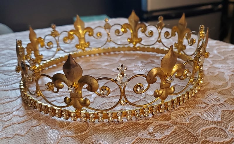 Regal Accessories